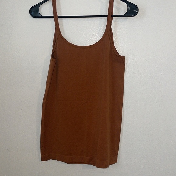 🌹NWOT:ANTHROPOLOGIE TANK TOP - Picture 3 of 5